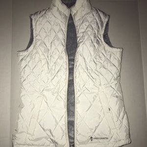 Reversible vest size small in white and gray